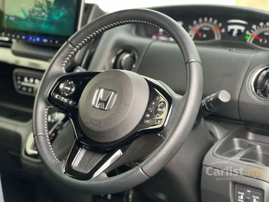 2022 Honda N-Box Custom G L Hatchback