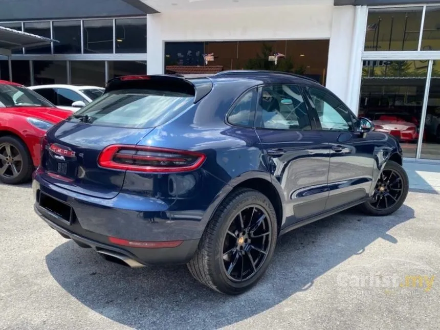 2014 Porsche Macan SUV