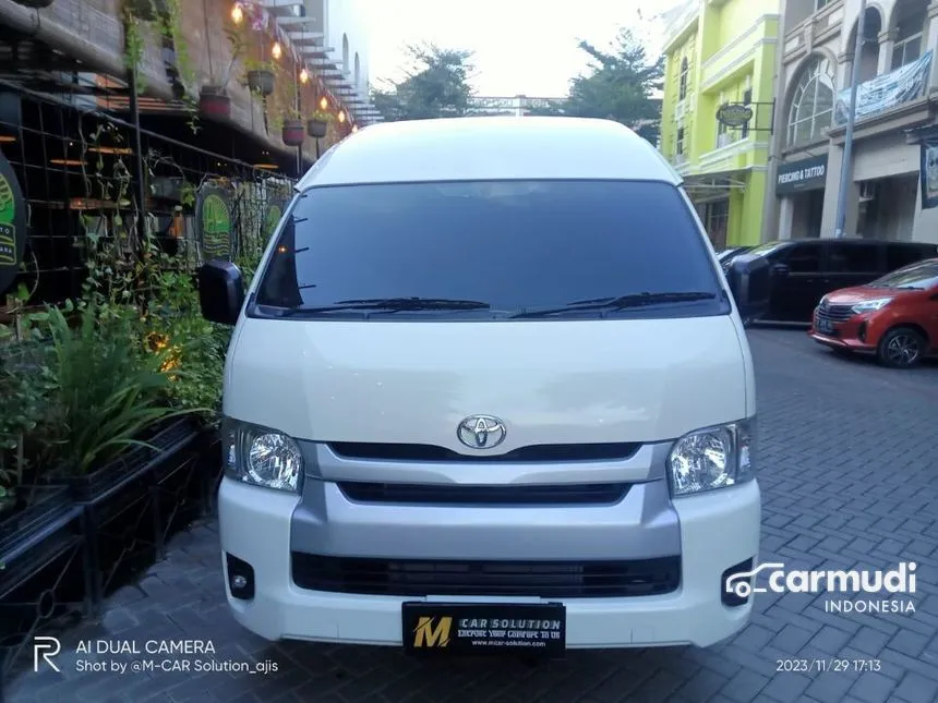 Jual Mobil Toyota Hiace 2024 Commuter 3.0 di Banten Manual Van Wagon Putih Rp 595.000.000