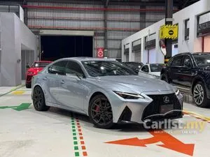 2021 Lexus IS 350 3.5 V6 Fsport / 28K KM / Black & Red Interior Sunroof / Orange Caliper / RAYS 19 Inch Rims / Rear Diffuser / Red Stitching