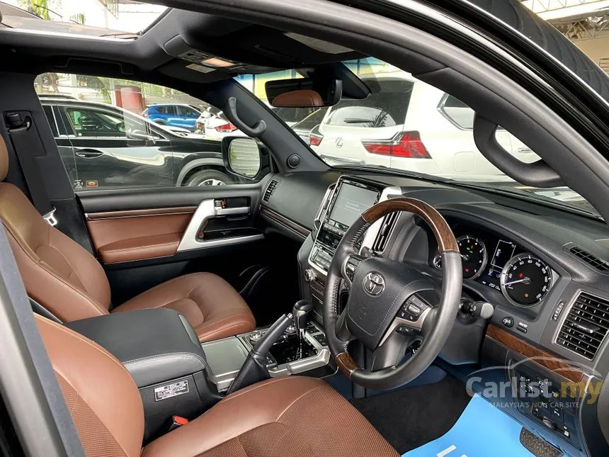 2020 Toyota Land Cruiser ZX SUV