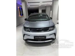2025 BYD Dolphin Premium Extended Range Hatchback