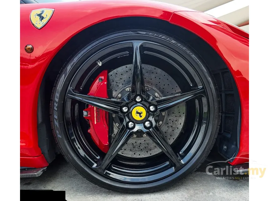 2013 Ferrari 458 Italia Coupe