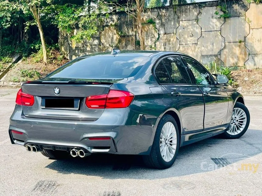 2018 BMW 318i Luxury Sedan