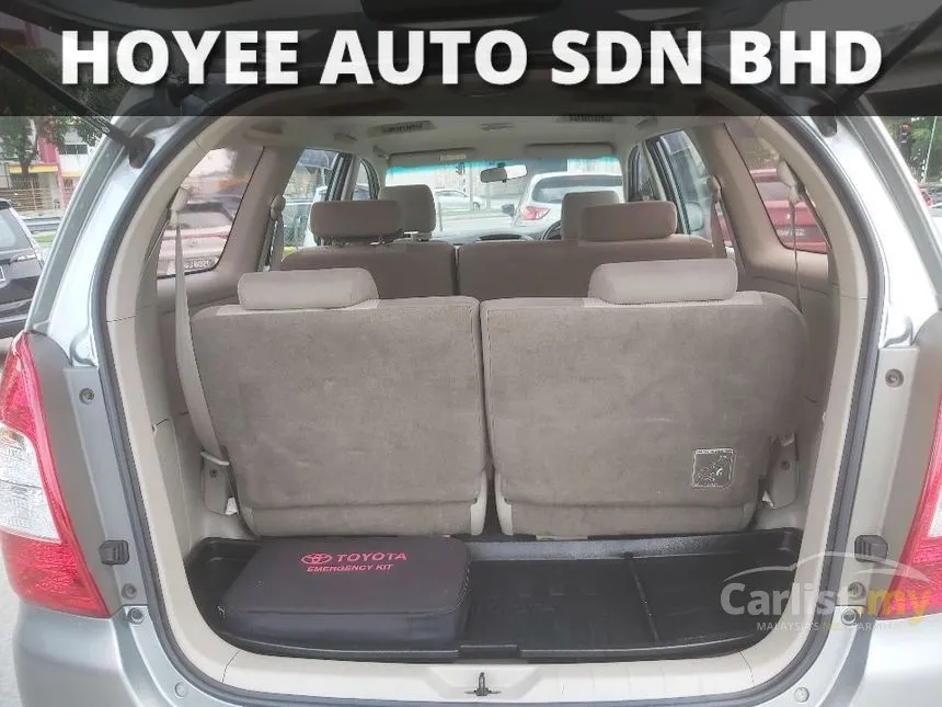 2013 Toyota Innova E MPV