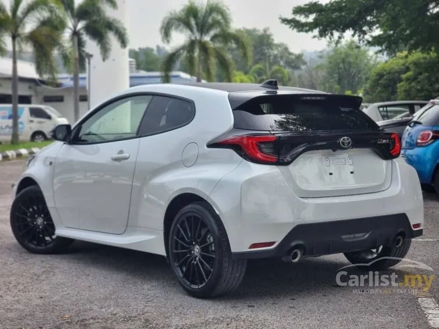 2022 Toyota GR Yaris RS Hatchback