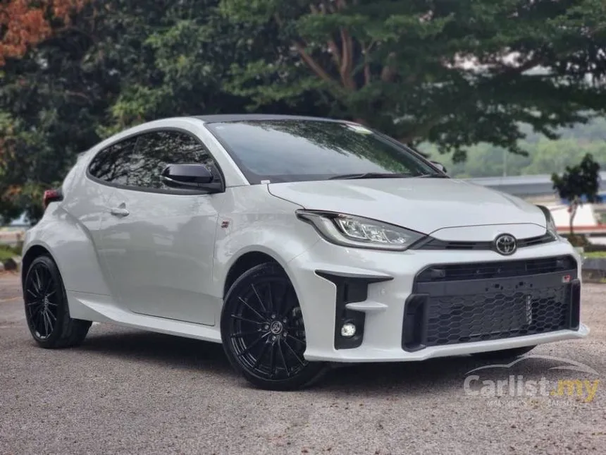 2022 Toyota GR Yaris RS Hatchback