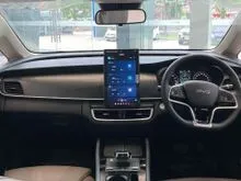 2026 BYD M6 Superior Captain 6 Seater MPV