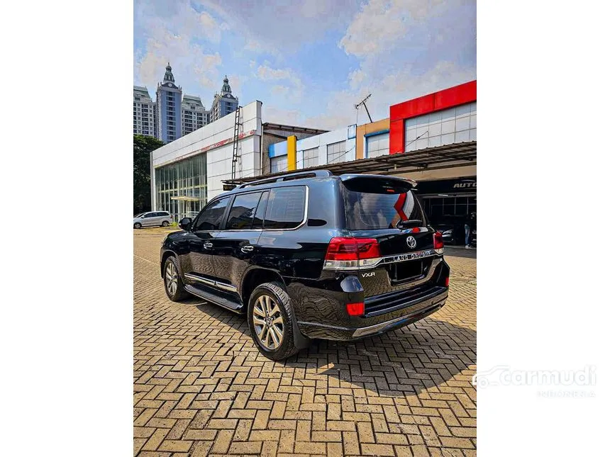 2012 Toyota Land Cruiser 200 Full spec SUV