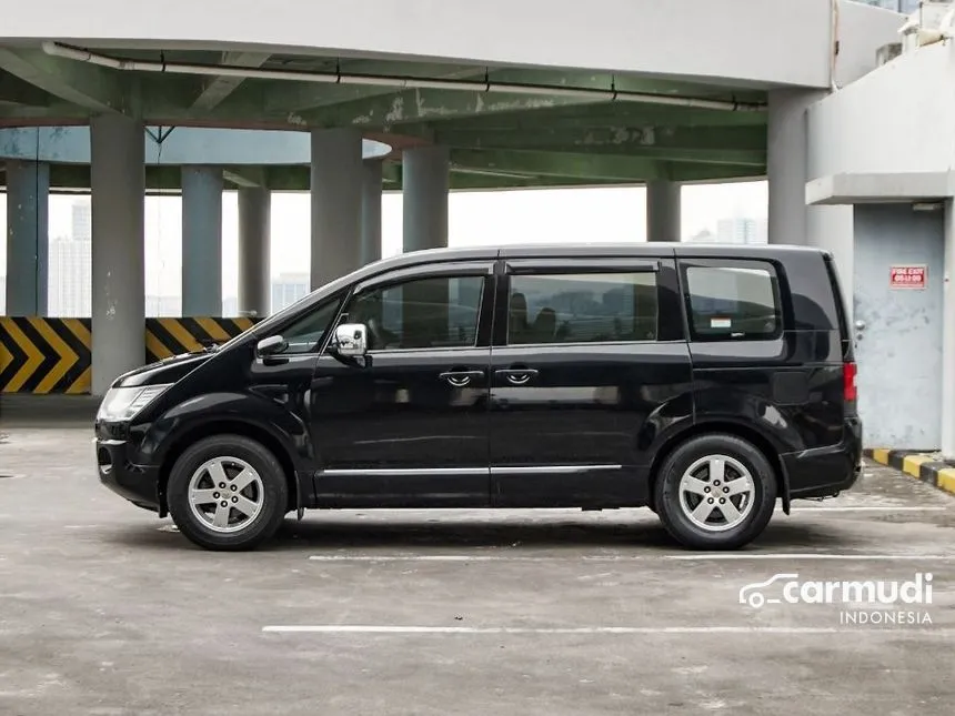 2014 Mitsubishi Delica D5 MPV