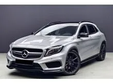 2014 Mercedes-Benz AMG GLA45 2.0 4MATIC SUV 85k km Panoramic Roof Recaro Seat Free Car Warranty GLA 45 AMG