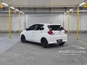 2023 Daihatsu Ayla 1.0 X Hatchback