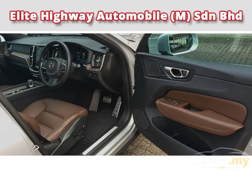 2022 Volvo XC60 B5 Plus Mild Hybrid SUV