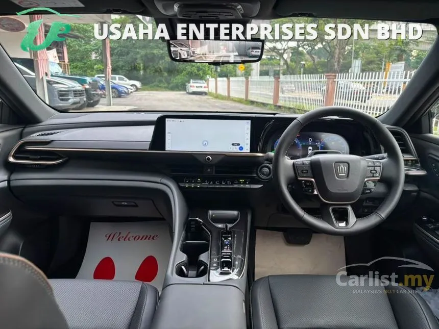 2025 Toyota Crown Sport Z SUV