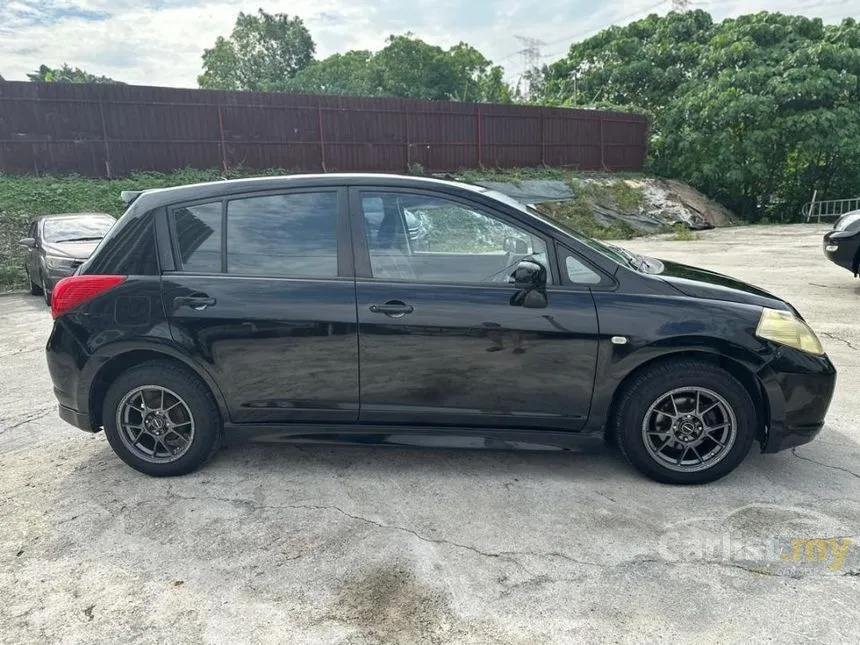 2008 Nissan Latio ST-L Sport Hatchback