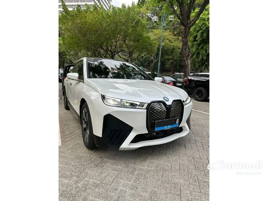 2023 BMW iX xDrive40 Sport SUV