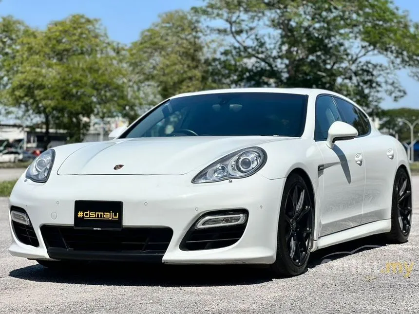 2013 Porsche Panamera 4 Hatchback