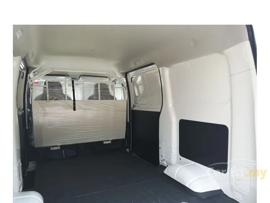 2025 Daihatsu Gran Max Panel Van