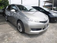 2010 Toyota Wish 1.8 S MPV -- WELL MAINTAINED --