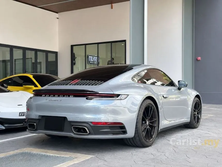 2021 Porsche 911 Carrera Coupe