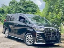 2021 Toyota Alphard 2.5 S Type Gold MPV Rear-boot Power-tailgate 7Seater