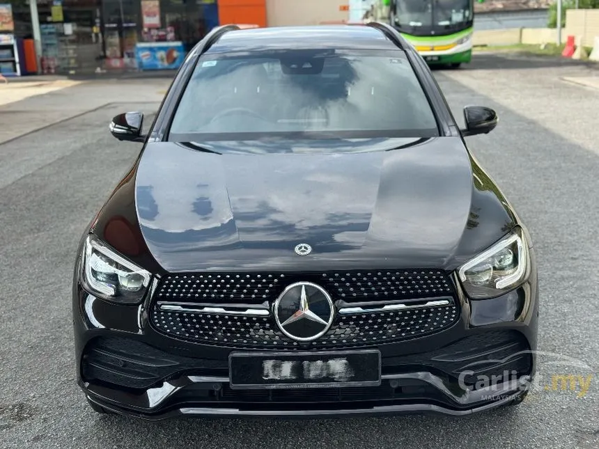 2021 Mercedes-Benz GLC300 4MATIC AMG Line SUV