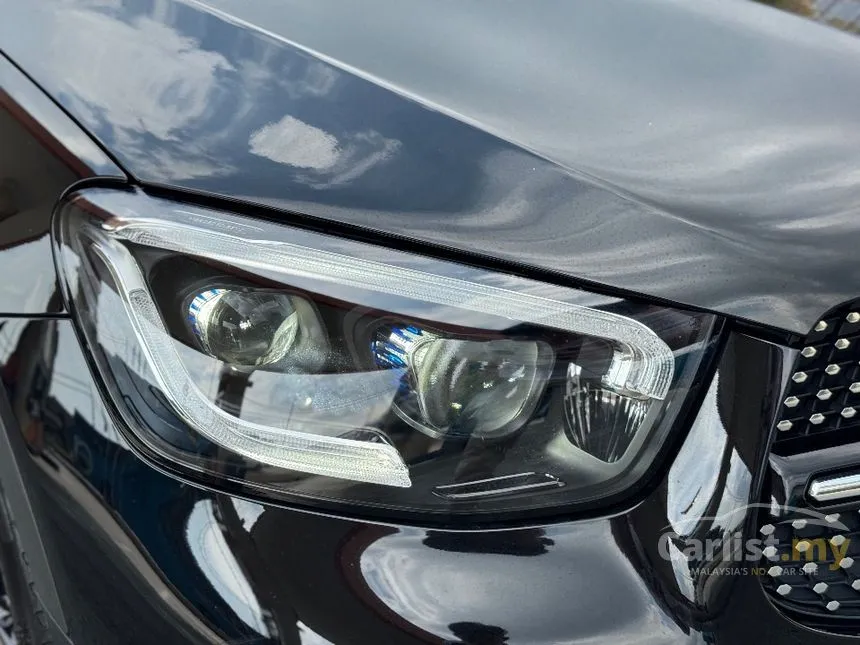 2021 Mercedes-Benz GLC300 4MATIC AMG Line SUV