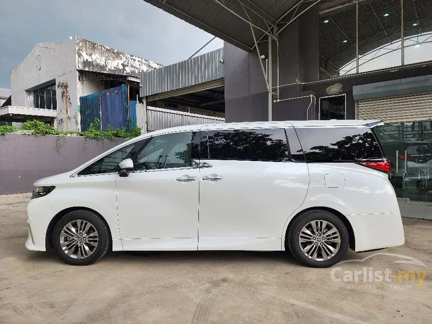 2024 Toyota Alphard Z 7-Seater MPV