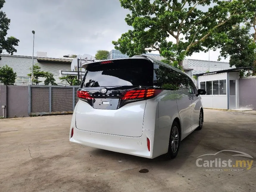2024 Toyota Alphard Z 7-Seater MPV