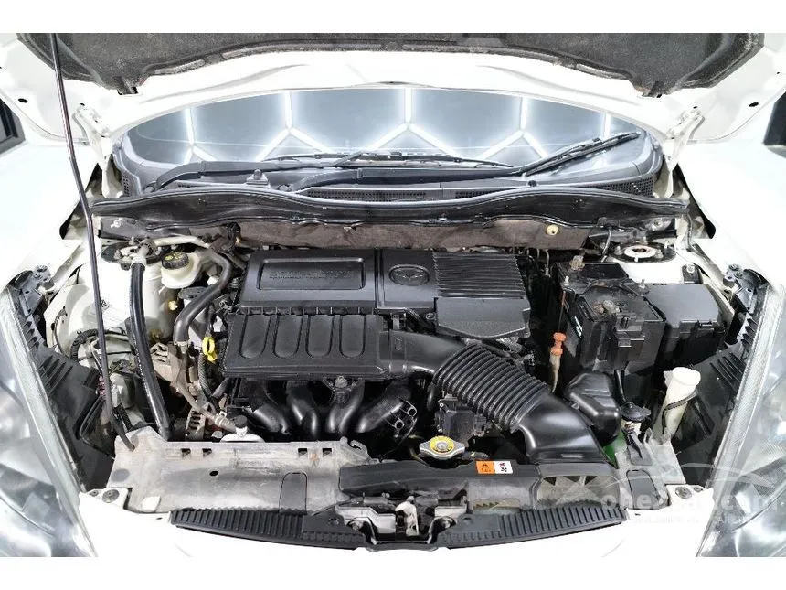2013 Mazda 2 Elegance Groove Sedan
