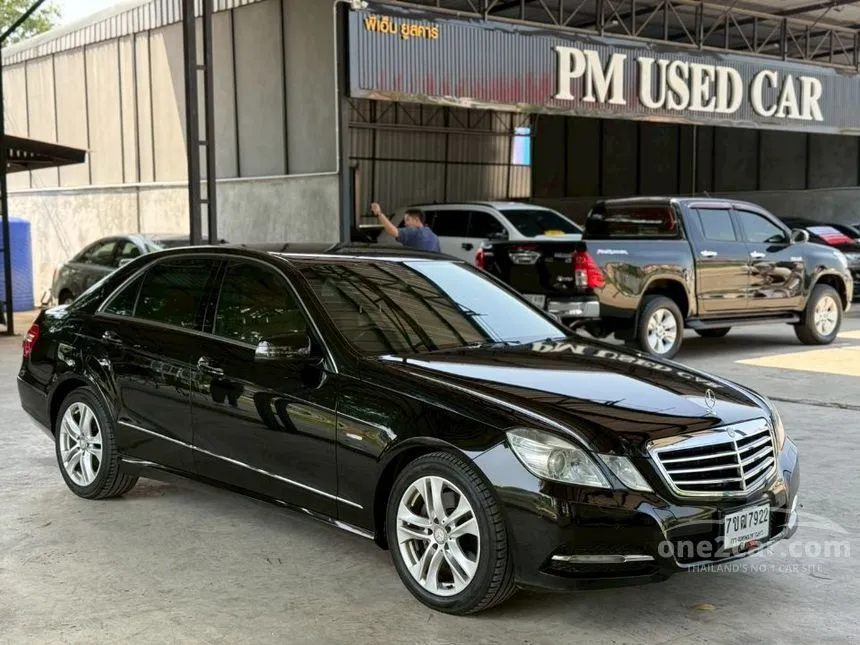 2011 Mercedes-Benz E250 Avantgarde CGI BlueEFFICIENCY Sedan