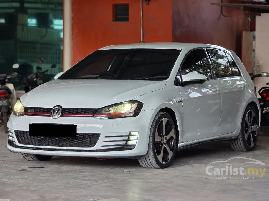 2014 Volkswagen Golf GTI Hatchback