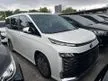 Jual Mobil Toyota Voxy 2023 2.0 di DKI Jakarta Automatic Van Wagon Putih Rp 603.800.000