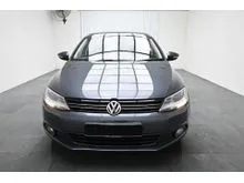 2014 Volkswagen Jetta 1.4 TSI Sedan / PRICE INCULDED PUSPAKOM AND JPJ /