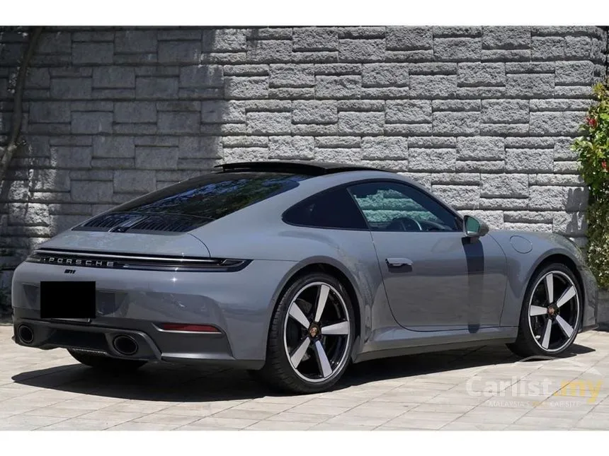 2025 Porsche 911 Carrera Coupe