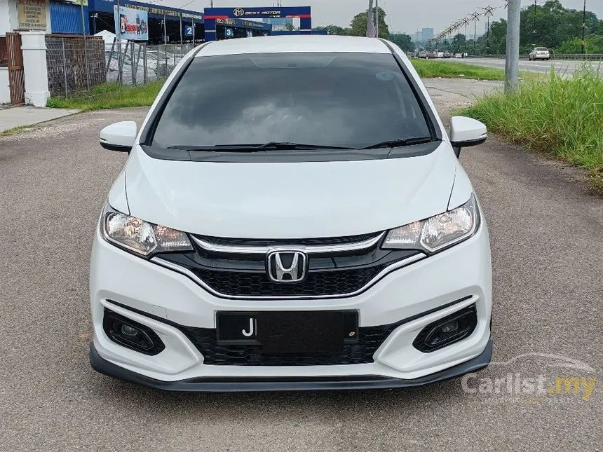 2015 Honda Jazz V Hatchback