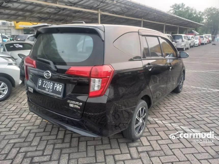 2017 Daihatsu Sigra R Deluxe MPV