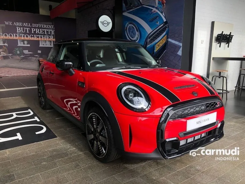 Jual Mobil MINI Cooper 2023 S 2.0 di Banten Automatic Hatchback Merah Rp 1.044.000.000