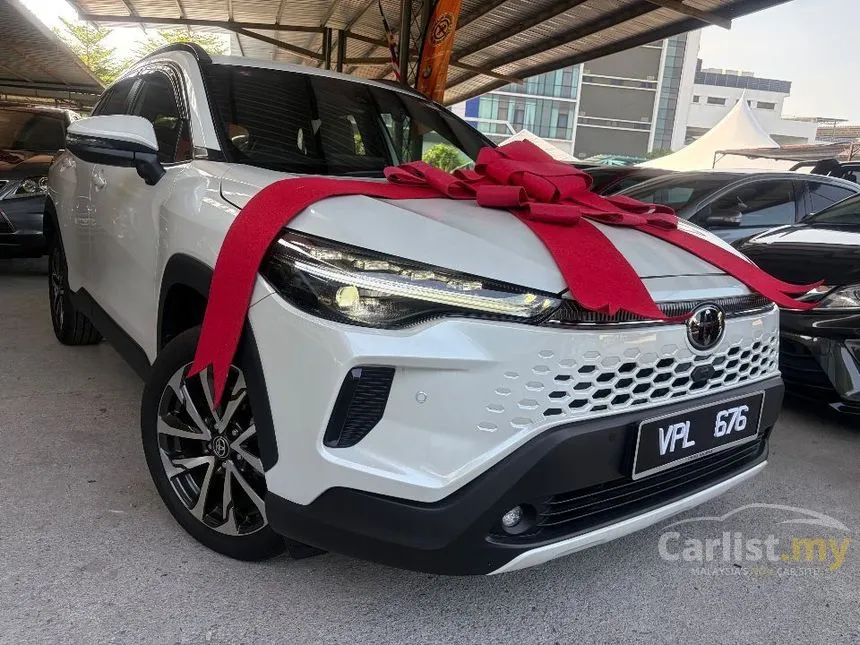 2025 Toyota Corolla Cross V SUV