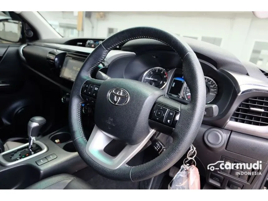 2023 Toyota Hilux V Double Cab 4X4 Pickup