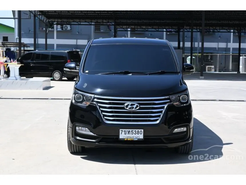 2019 Hyundai GRAND STAREX VIP Wagon