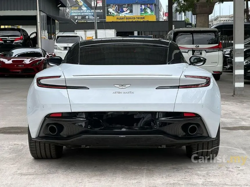 2018 Aston Martin DB11 V12 Coupe