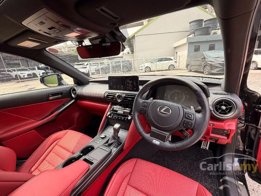 2022 Lexus IS 300 F Sport Sedan