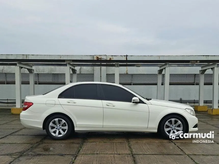 2012 Mercedes-Benz C200 CGI Sedan