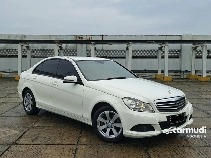 2012 Mercedes-Benz C200 CGI Sedan