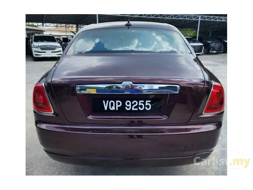 2013 Rolls-Royce Ghost Sedan