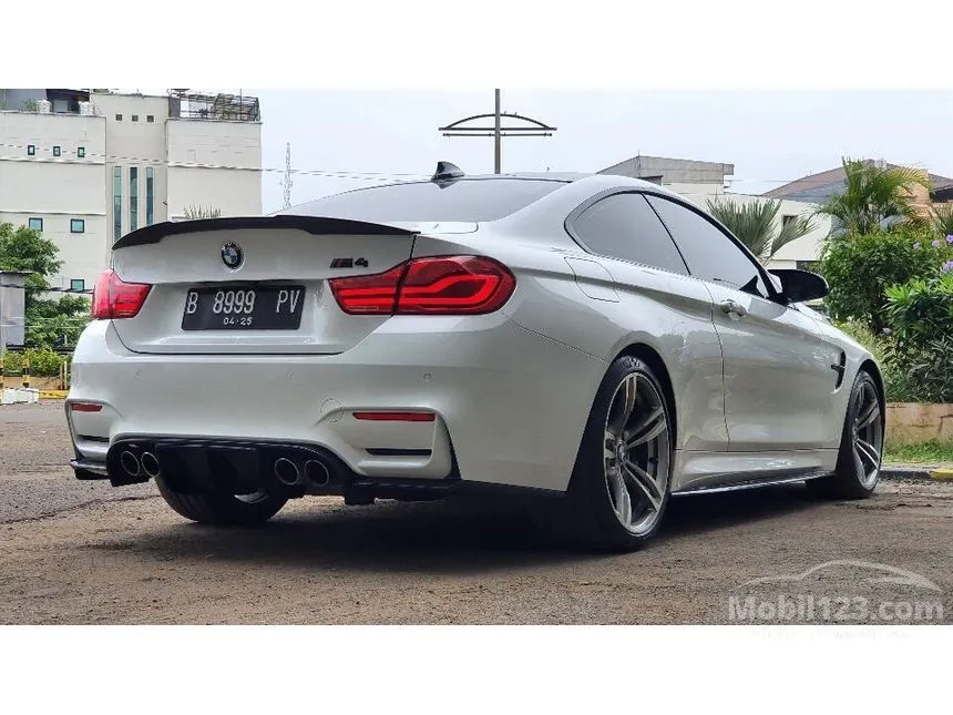 2014 BMW M4 Coupe