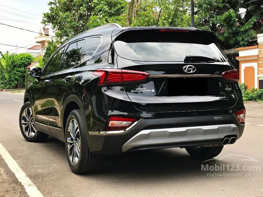 2019 Hyundai Santa Fe CRDi GRAND SUV