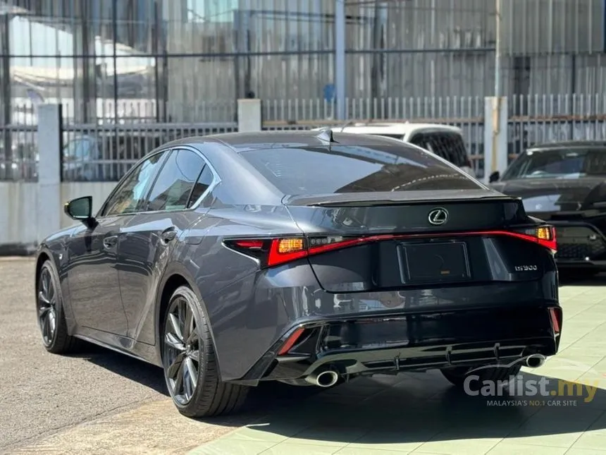 2024 Lexus IS 300 F Sport Sedan