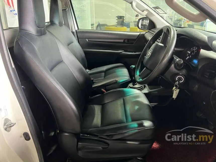 2021 Toyota Hilux Single Cab Pickup
